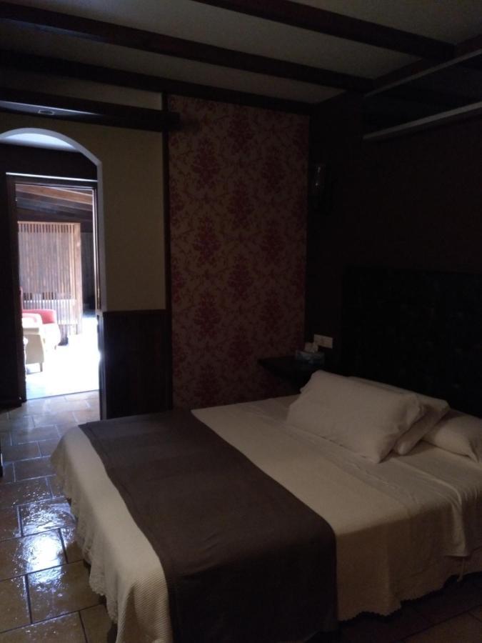 Hostal Medievo Hotel Monforte De Lemos Luaran gambar